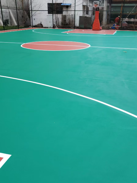 宜君 球场长期使用易出现地面开裂